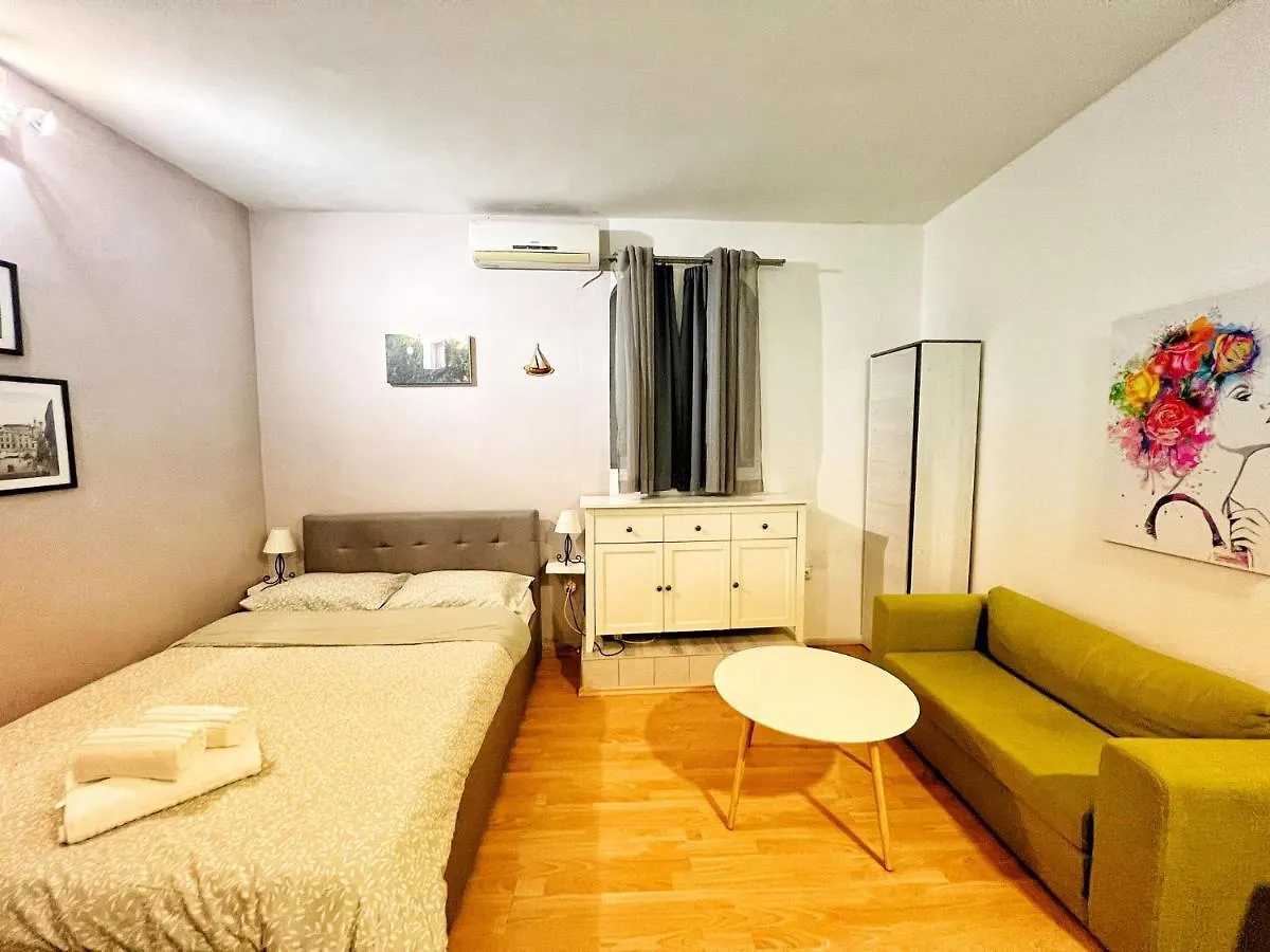 Klarisa Split Center Apartment 0*,  Croatia